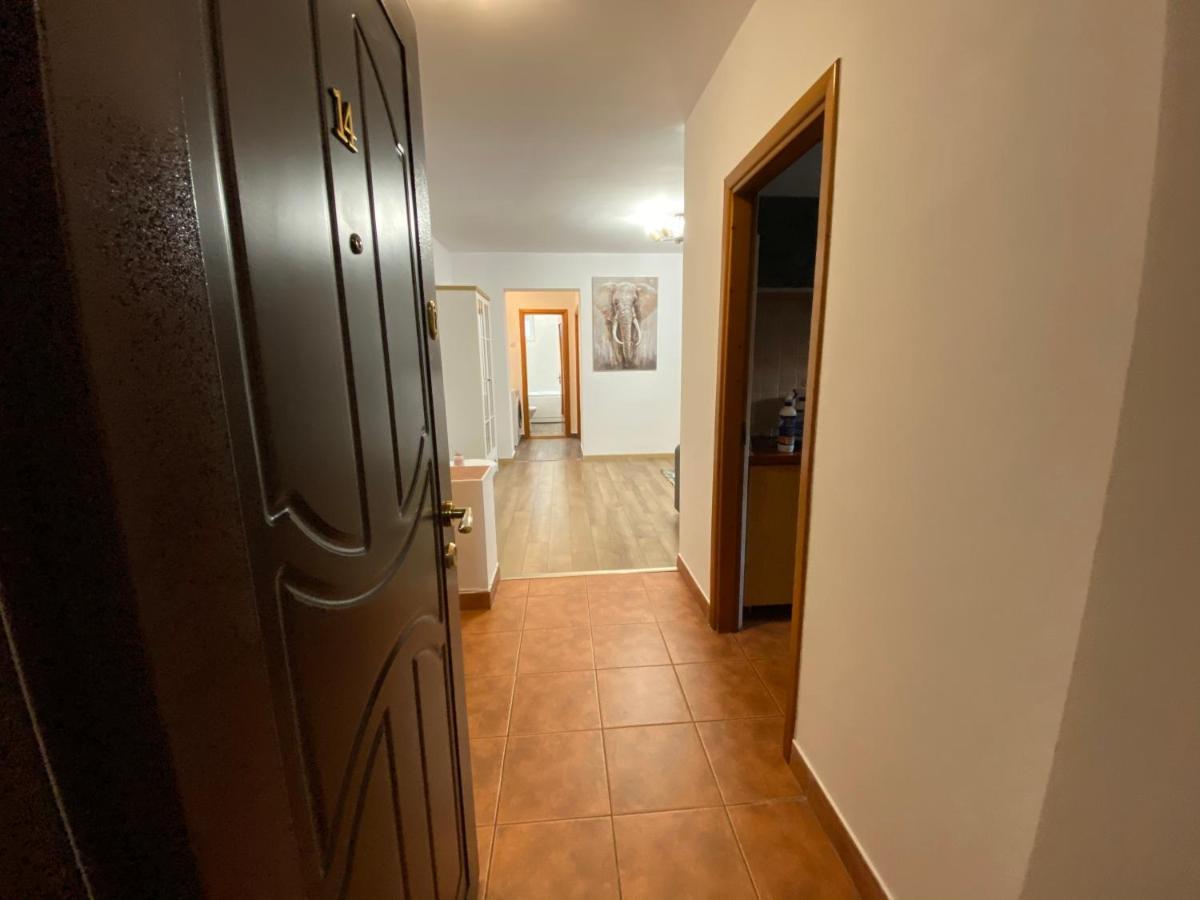 Best Apartment City Hall Suceava Bagian luar foto
