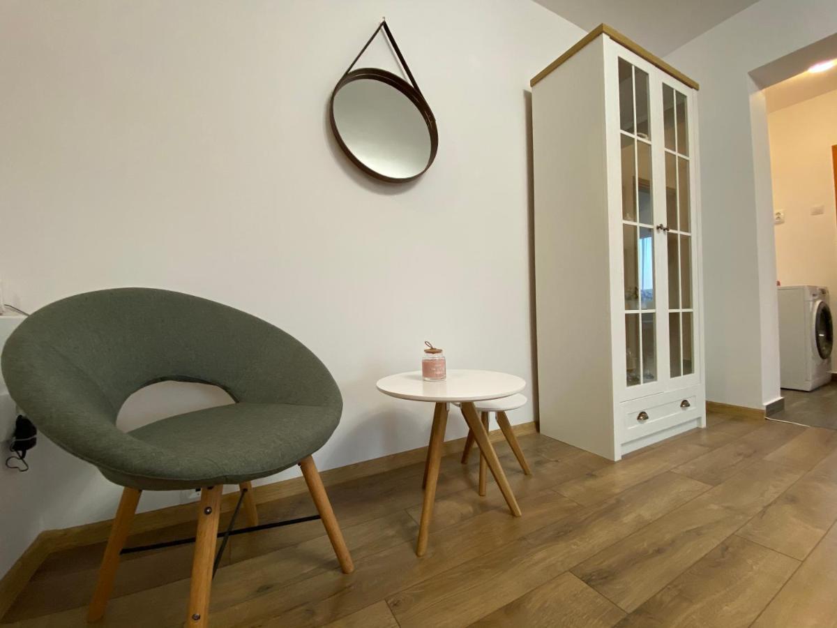 Best Apartment City Hall Suceava Bagian luar foto