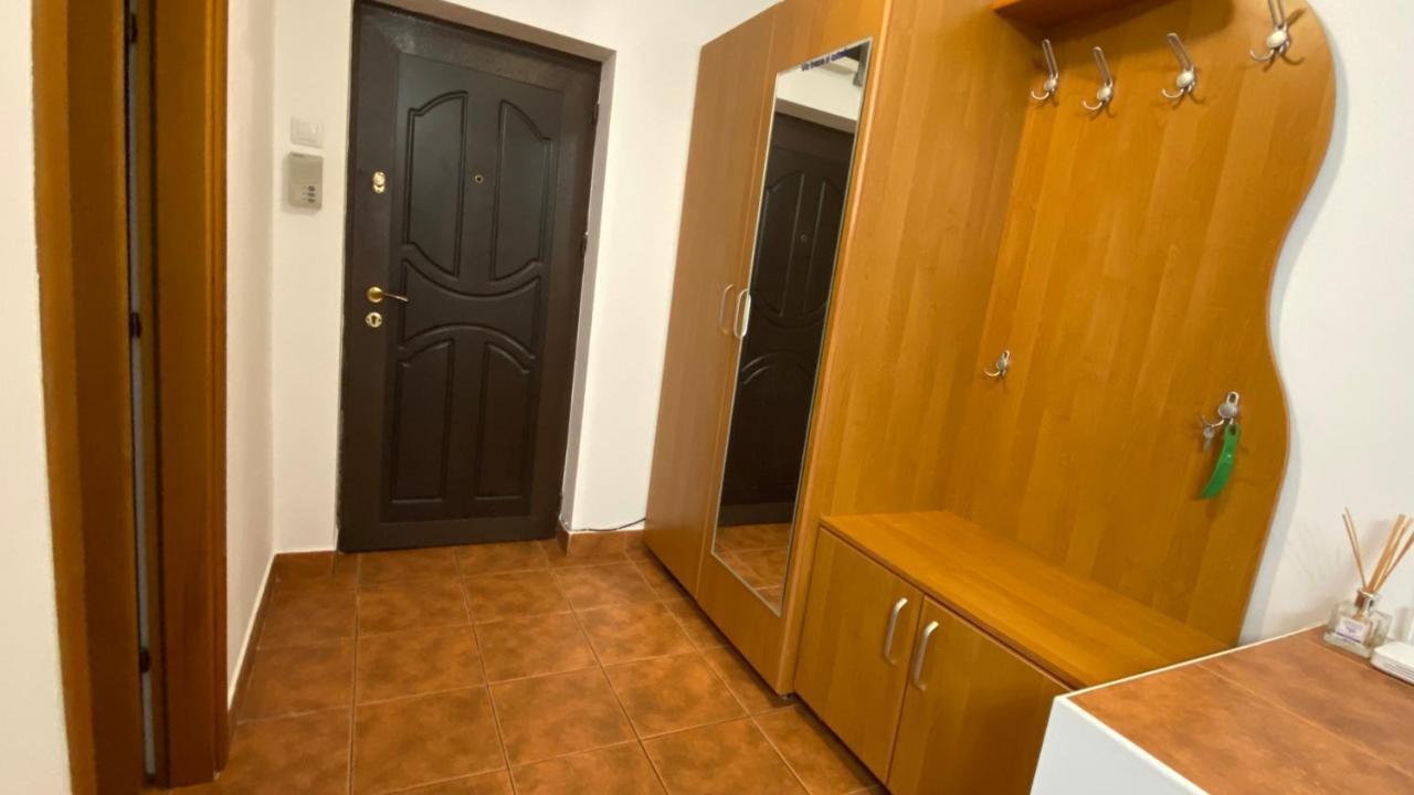Best Apartment City Hall Suceava Bagian luar foto