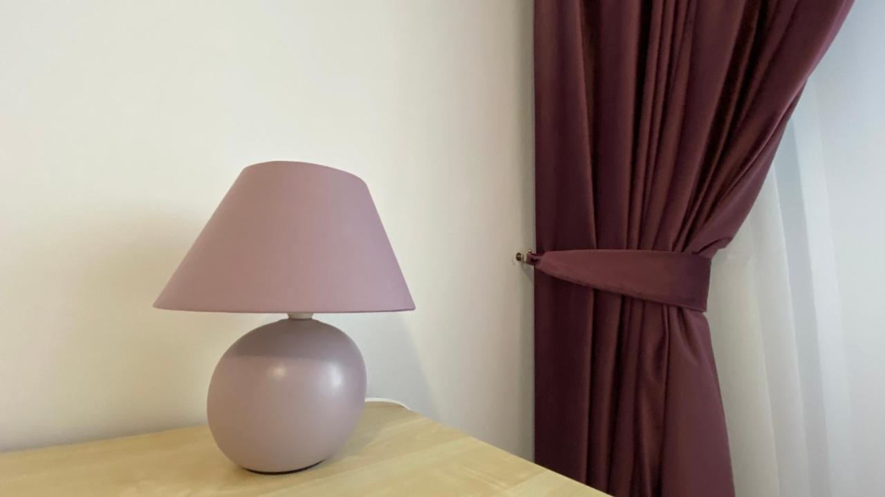 Best Apartment City Hall Suceava Bagian luar foto