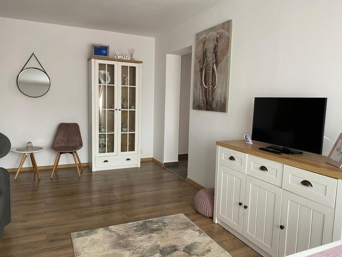 Best Apartment City Hall Suceava Bagian luar foto