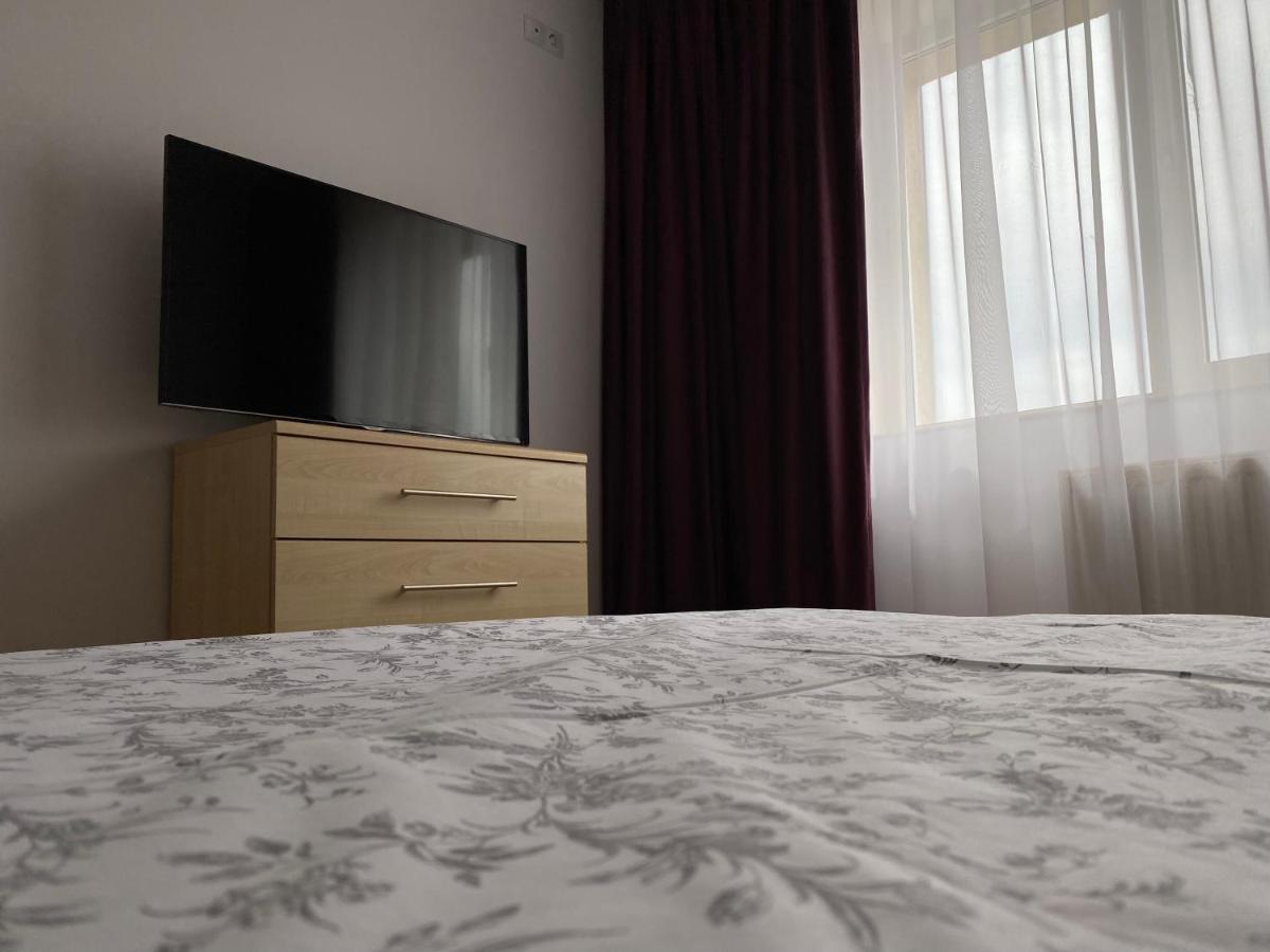 Best Apartment City Hall Suceava Bagian luar foto